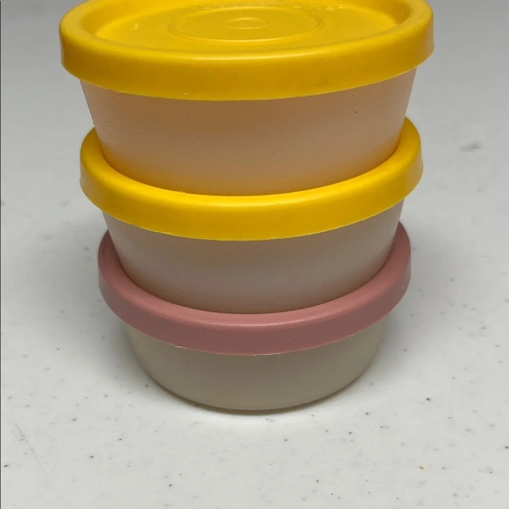 Tupperware smidgets lids